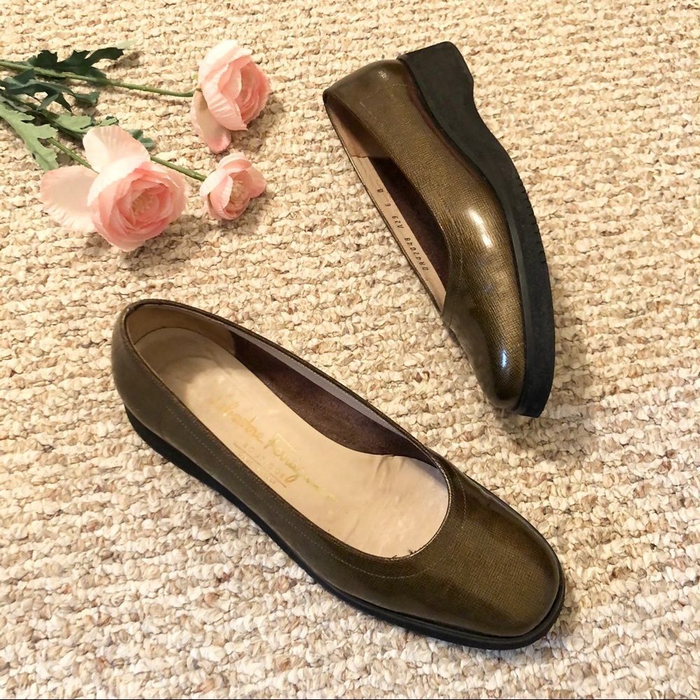 Salvatore Ferragamo Bronze Leather Wedge Loafers Size 6 Y2K Preppy Earthy Norm